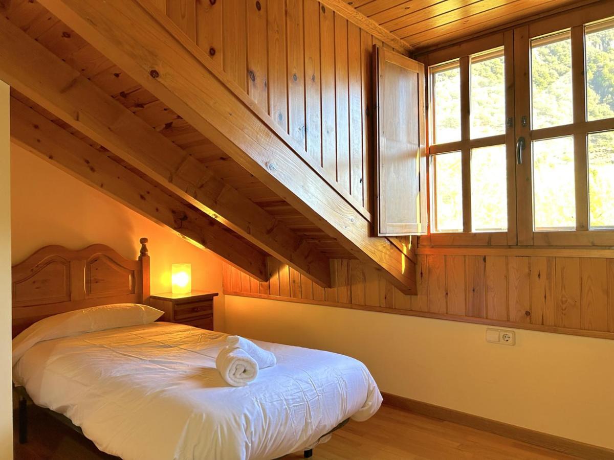 Duplex Familiar I De Muntanya A Escalo By Rural D'Aneu Apartment Exterior photo